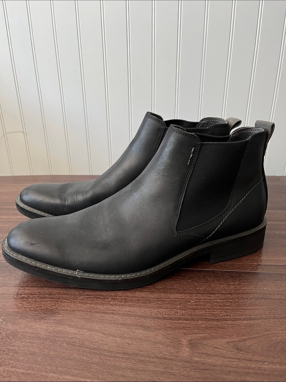 Ecco Men's Black Leather Chukka Chelsea Boots